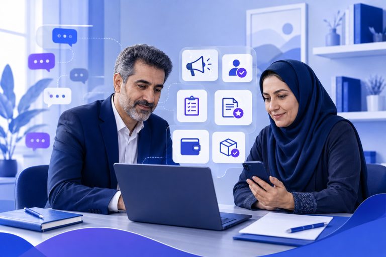 مدیر مدرسه و یکی از اولیا در حال ارزیابی سامانه ارتباطی — تصویرسازی اختصاصی ژیوامَد
